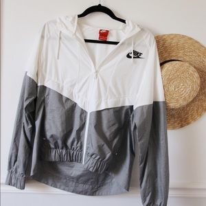 Nike White and Grey Classic Windbreaker
